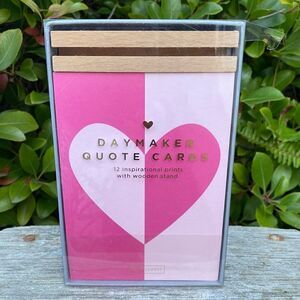 🎄West Emory Day Maker Quote Cards w/Stand NWOT